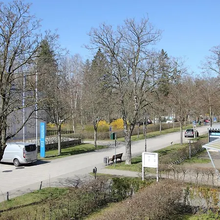 K8 - Am Kurpark - Therme *