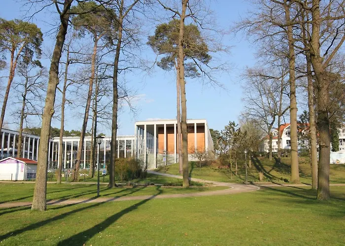 K8 - Am Kurpark - Therme *